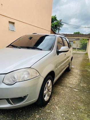 FIAT PALIO 1.4 MPI ATTRACTIVE WEEKEND 8V FLEX 4P MANUAL
